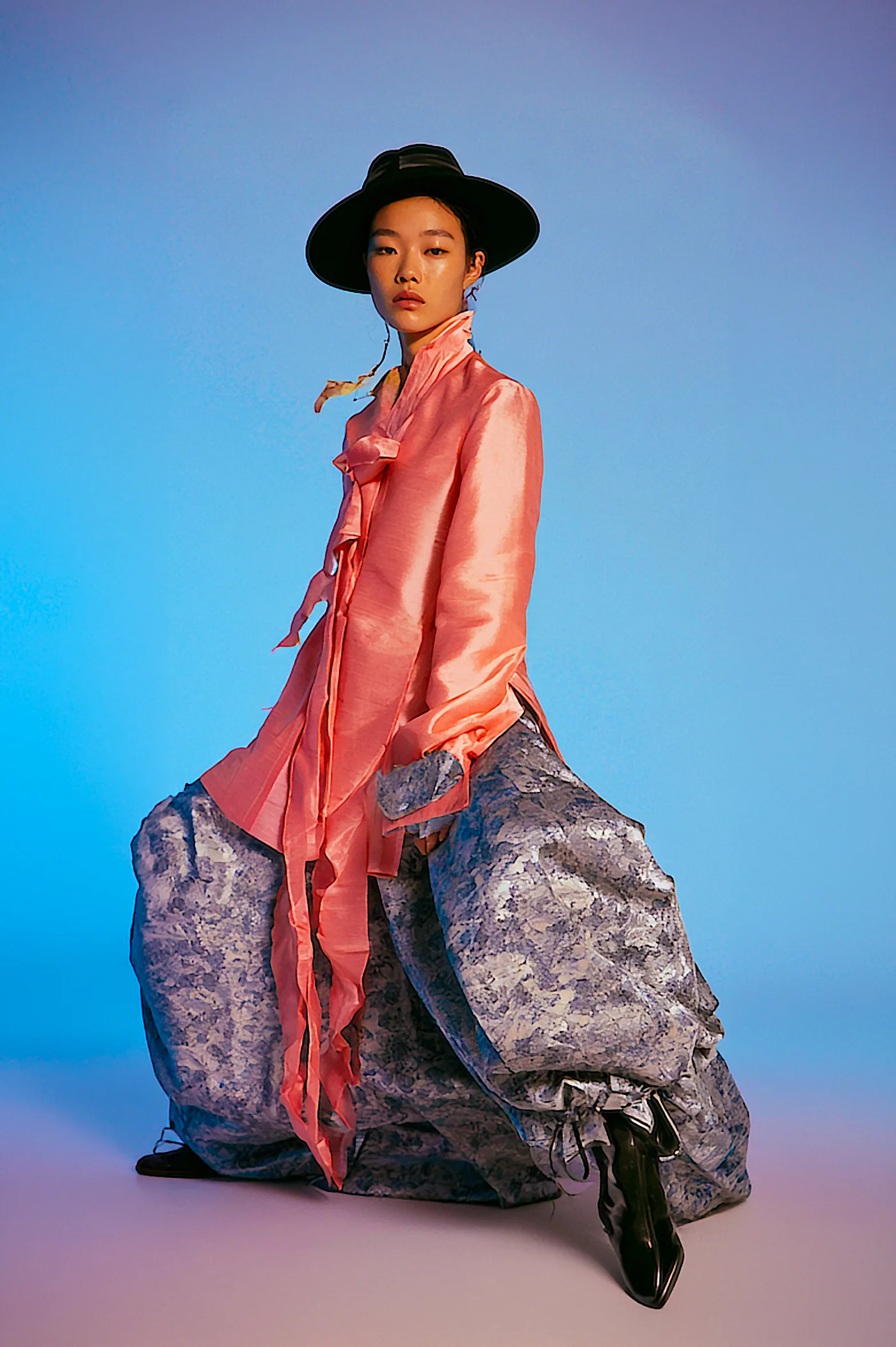 A model wearing a Tchai Kim hanbok look